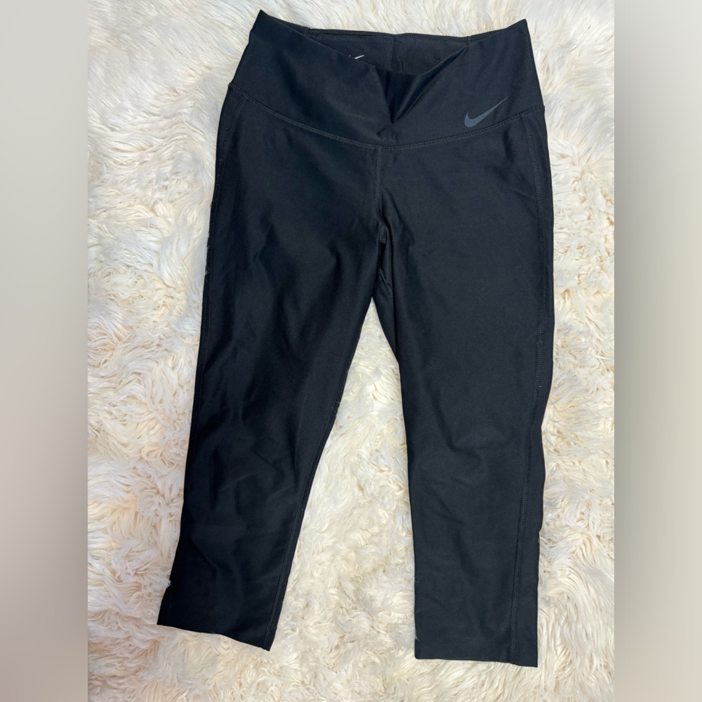 black crop nike leggings size small